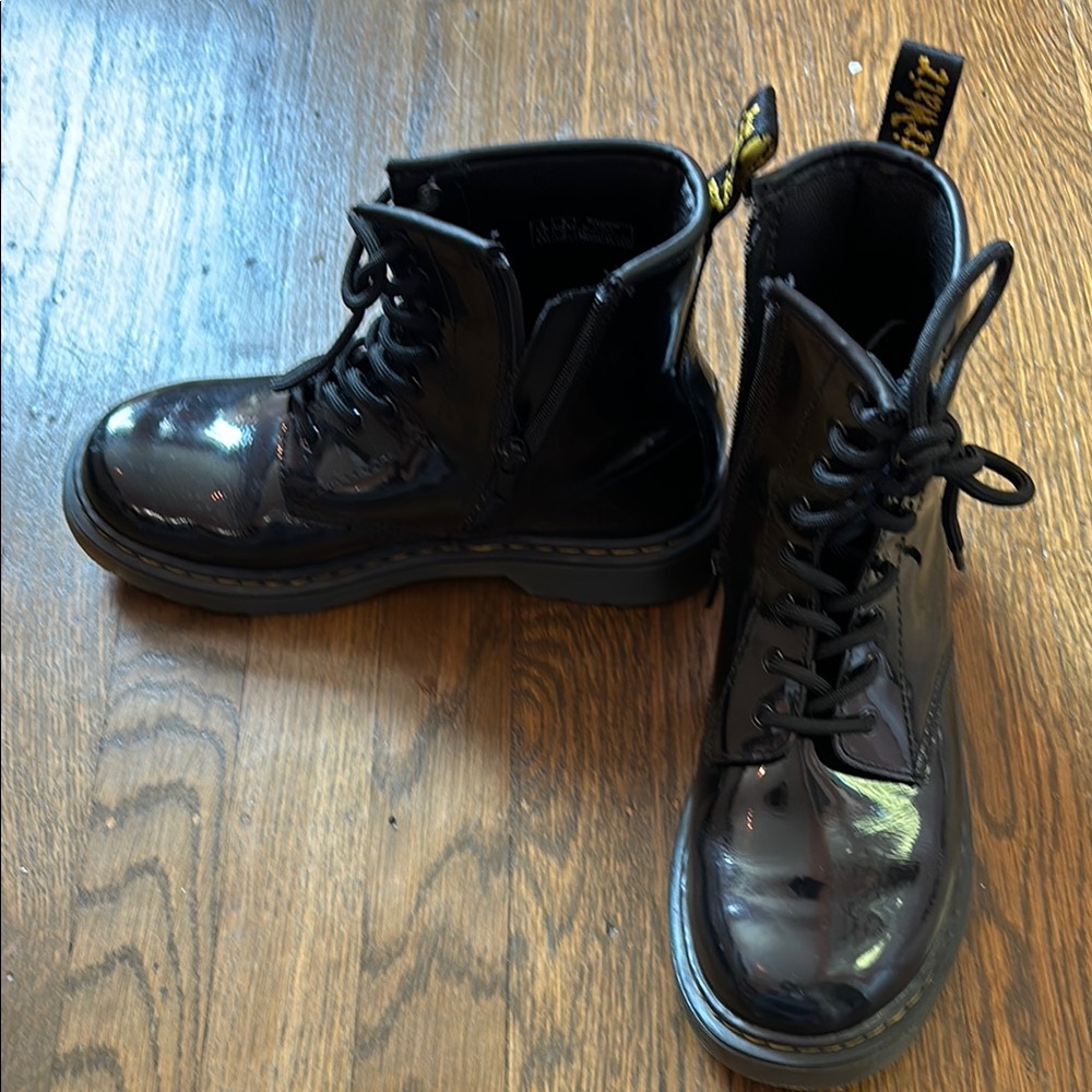 Dr. Martens Black Leather Boots Womans